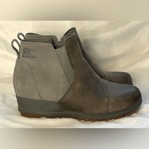 Sorel Gray/Brown Leather Chelsea Ankle Boots